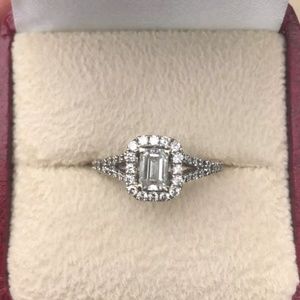 Ladies I am having an engagement clearance!!!